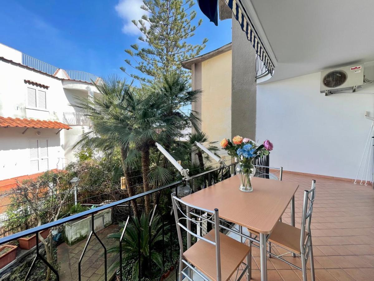 Casa Vacanze Mariafrancesca Ischia Exterior foto